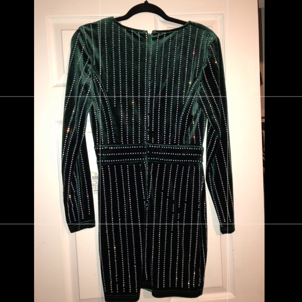 Short, long sleeved stone dress